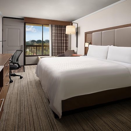 Holiday Inn Express At Monterey Bay By Ihg Сисайд Экстерьер фото