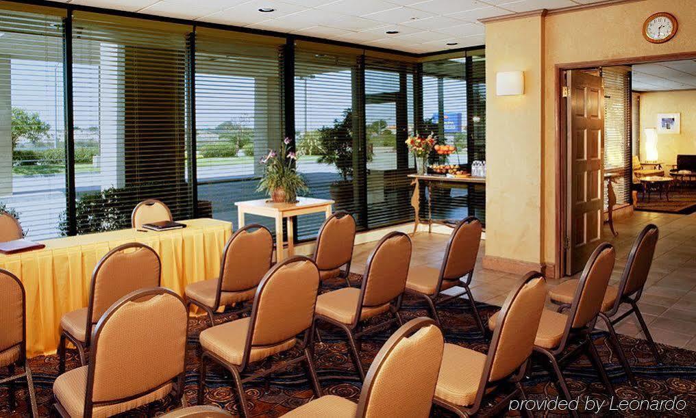 Holiday Inn Express At Monterey Bay By Ihg Сисайд Экстерьер фото